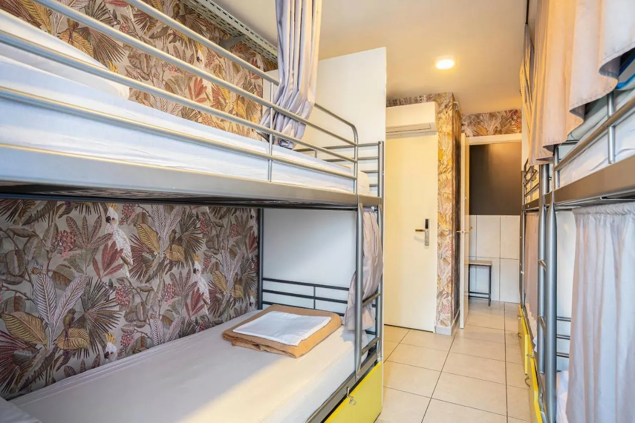 Casa Barcelo Camp Nou Barcelona Vandrarhem L'Hospitalet de Llobregat